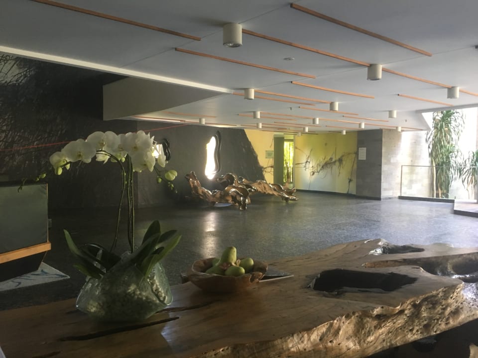 Lobby Maya Sanur Resort & Spa