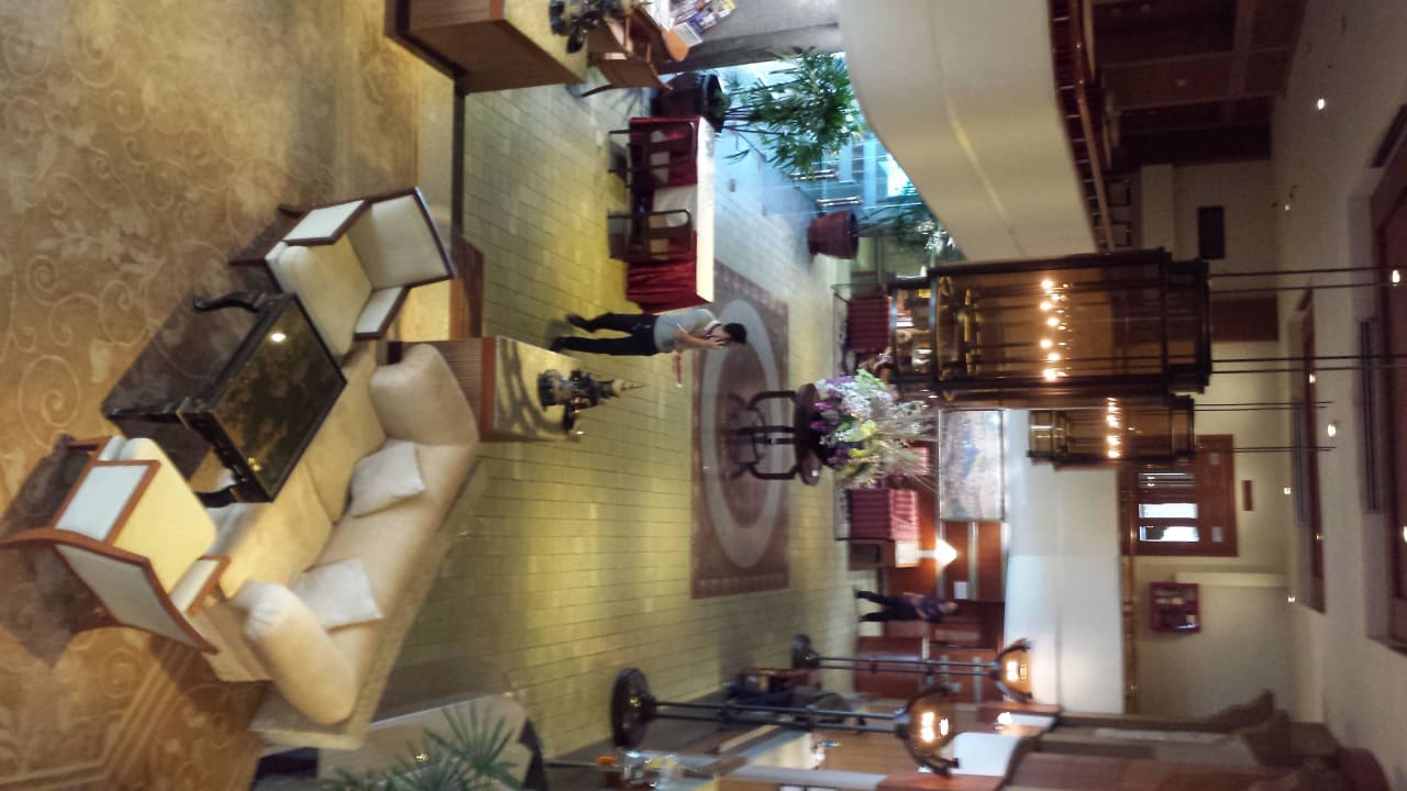 Hotellobby Hotel Mercure Chiang Mai