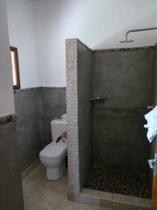 Die Dusche in Okakuejo Camp Okaukuejo Camp