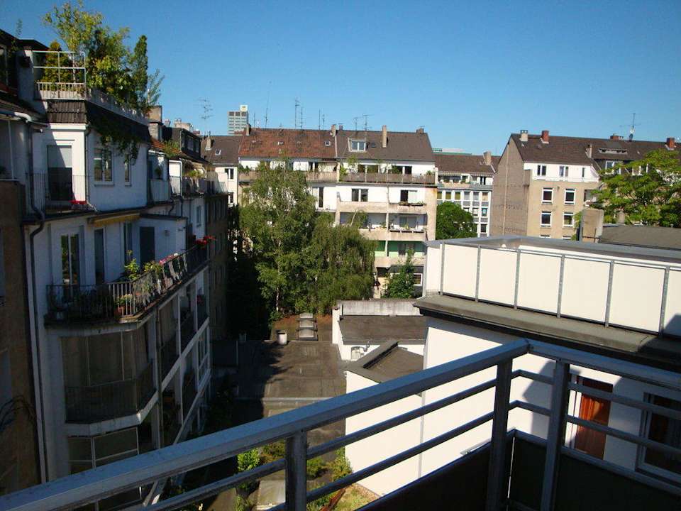 Aussicht von unserem Zimmer Nr. 52 im 5 OG. Hotel Acon