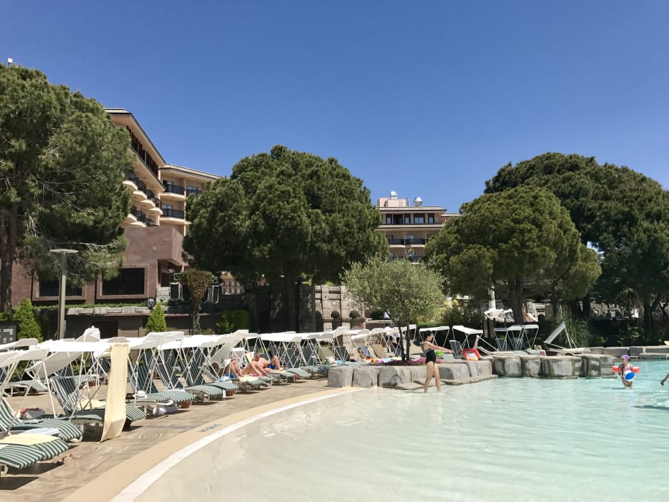 Pool Xanadu Resort Hotel