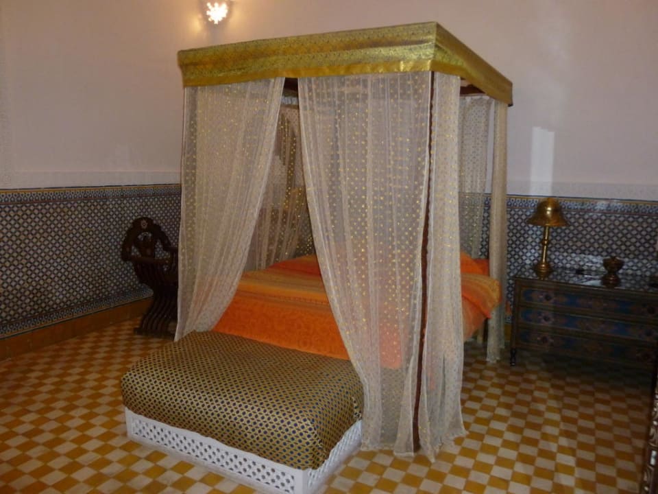 Himmelbett Hotel Riad Ifoulki
