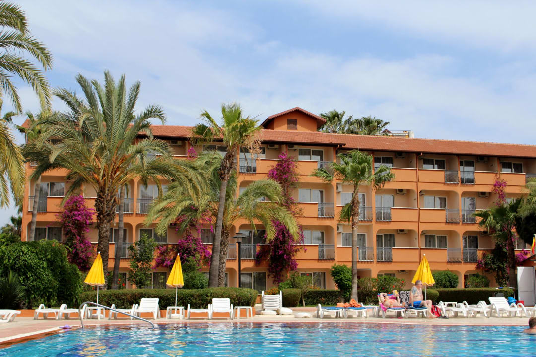 Animationspool Club Turtas Beach Hotel