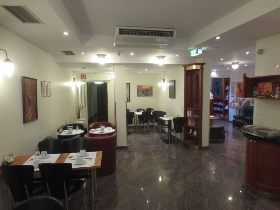 Frühstücksrestaurant Suite Hotel 900 m zur Oper