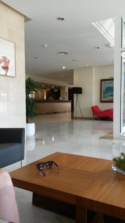 Sitzgelegenheiten Lobby Grupotel Montecarlo