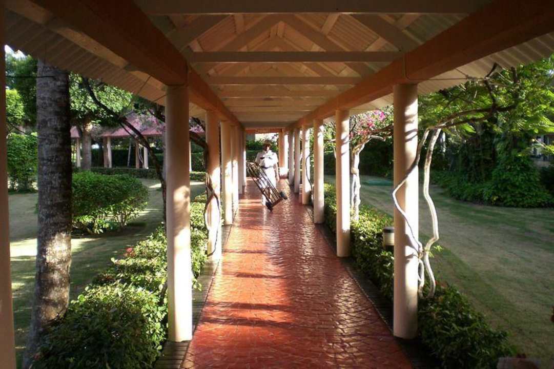 Laubengang Grand Palladium Select Bávaro Resort & Spa