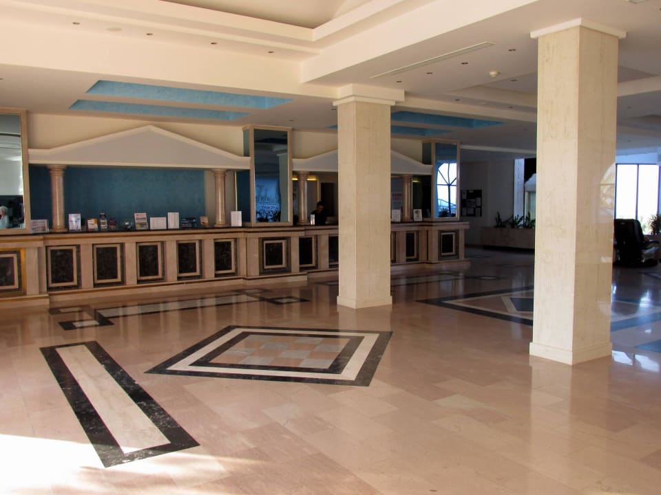 Rezeption Kresten Palace Hotel