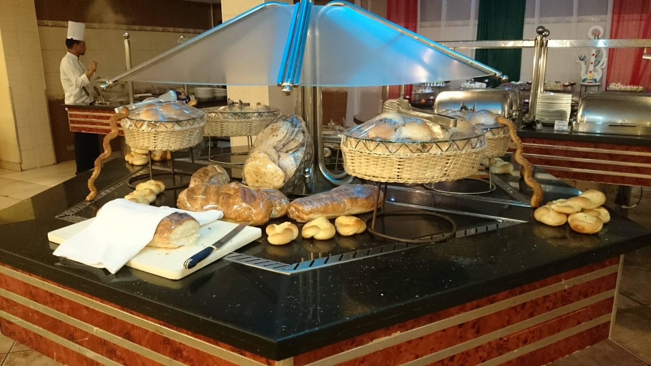 Brot,- Brötchenbuffet Panorama Bungalows Resort El Gouna