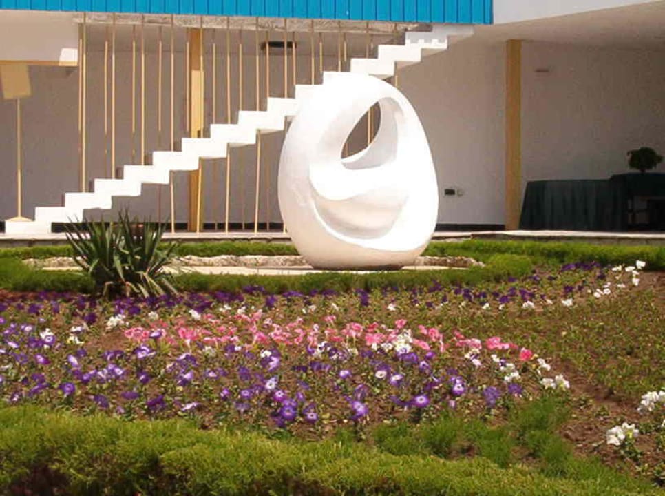 Innenhof Essbereich Hotel Russalka