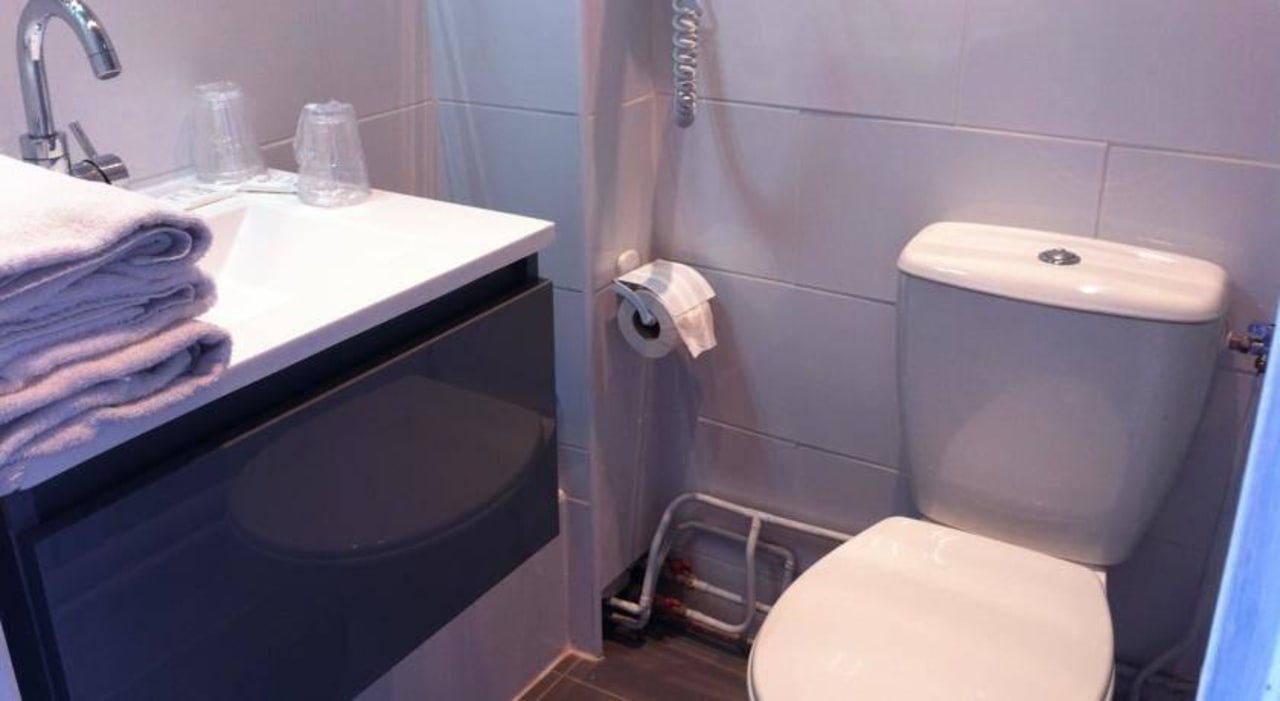 Toilette Hotel Grand Magenta