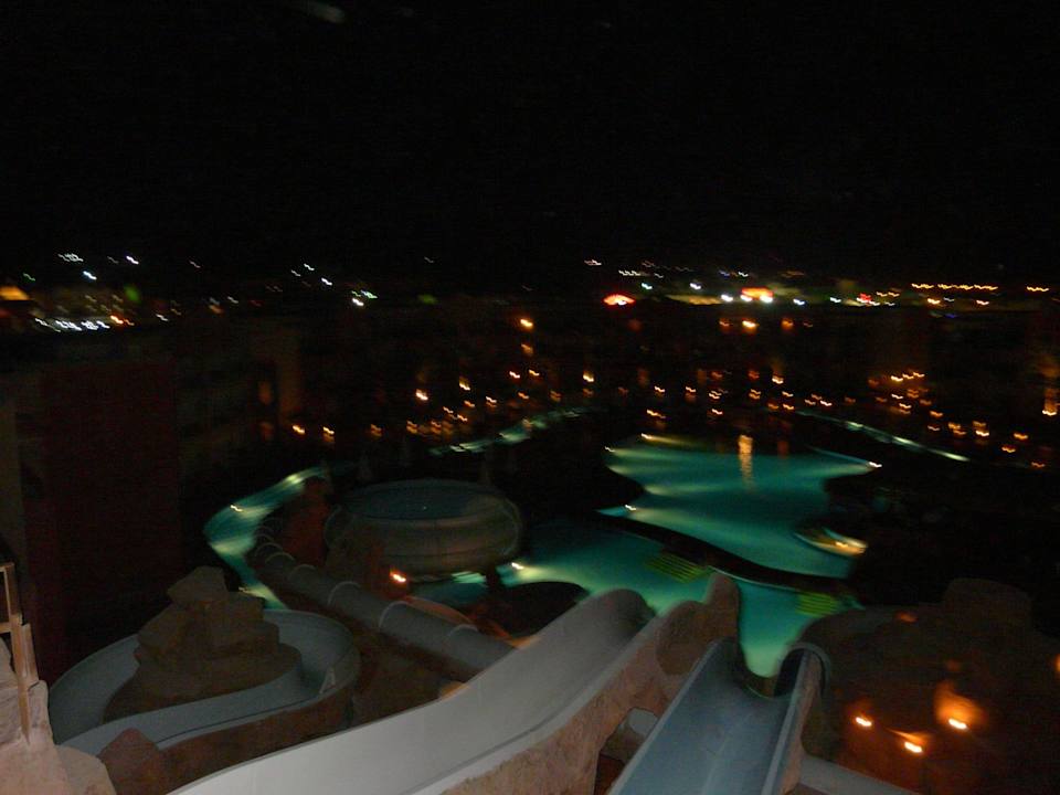 Aqua dla starszych nocą Regency Plaza Aqua Park & Spa