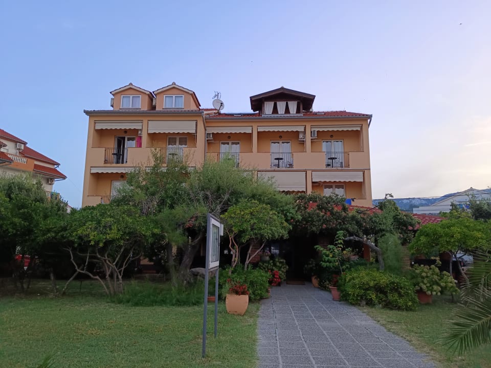 Außenansicht Pansion Tamaris