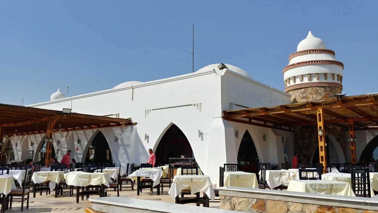 Gastro Hotel Gorgonia Beach Resort