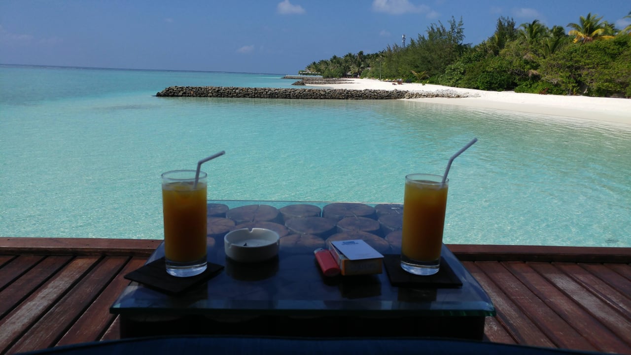 Over-Water-Bar  Summer Island Maldives