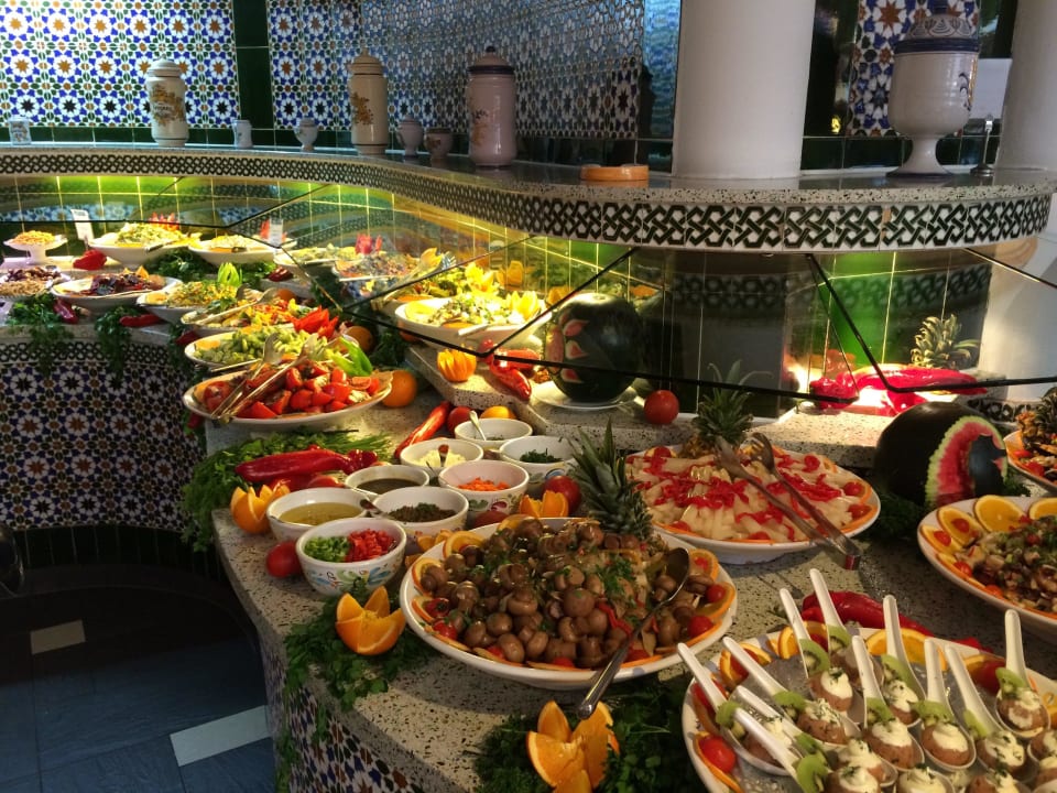 Salatauswahl  Seaside Hotel Sandy Beach