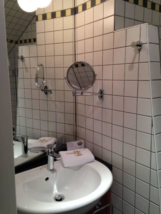 Раковина Classik Hotel Alexander Plaza