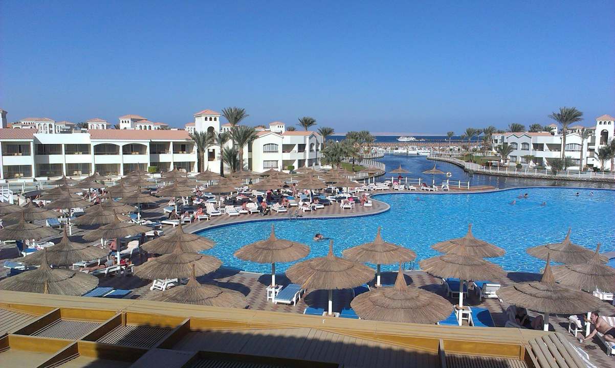 Im Winter ist der Pool auf 29°C beheizt Pickalbatros Dana Beach Resort - Hurghada