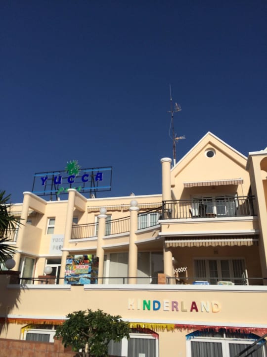 Вход Yuccapark Luxury Apartment