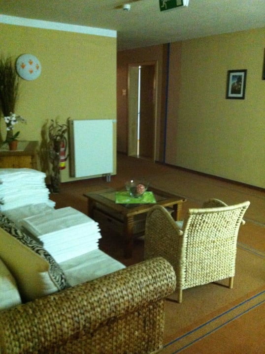 Hotelflur mit Sitzecke Hotel Alte Schleiferei