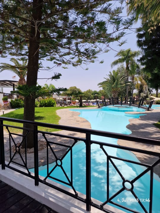 Gartenanlage Hotel Calypso Beach