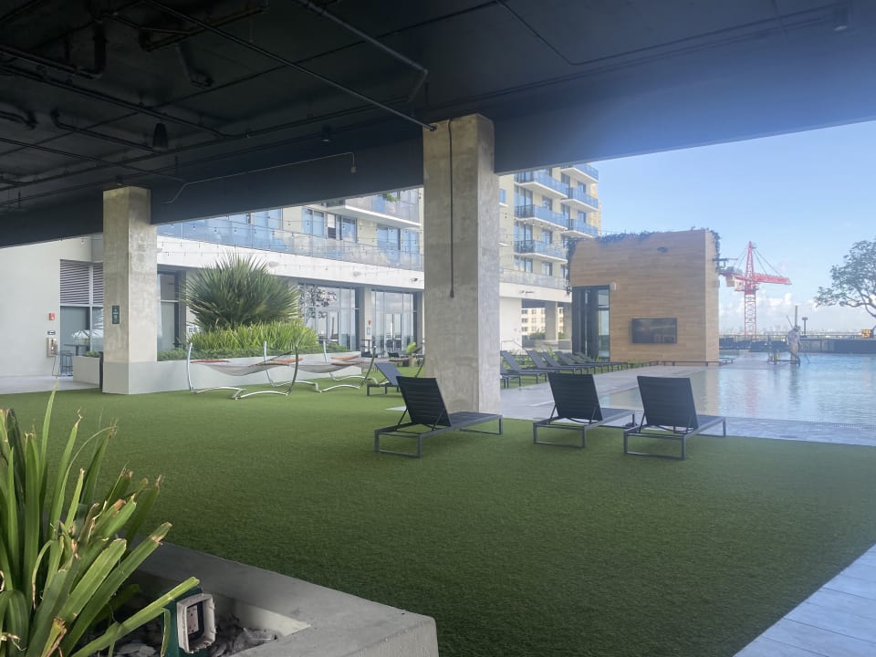 Pool Flow Fort Lauderdale Hotel