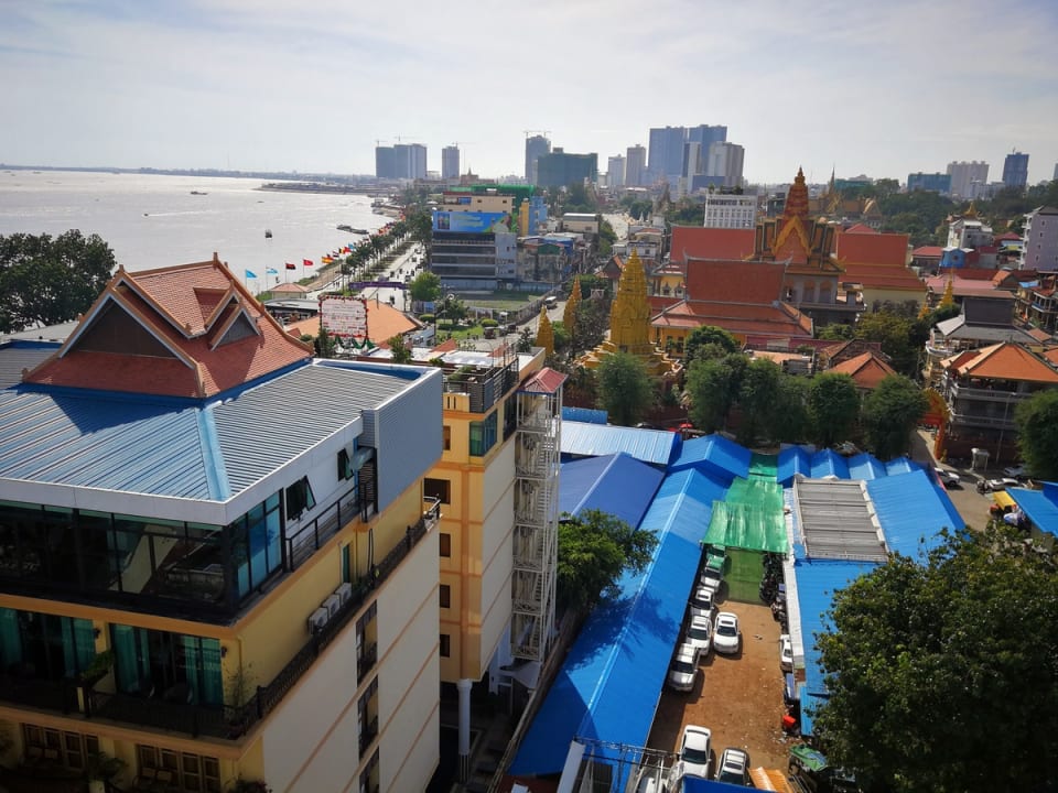 Auf dem Dach Harmony Phnom Penh Hotel