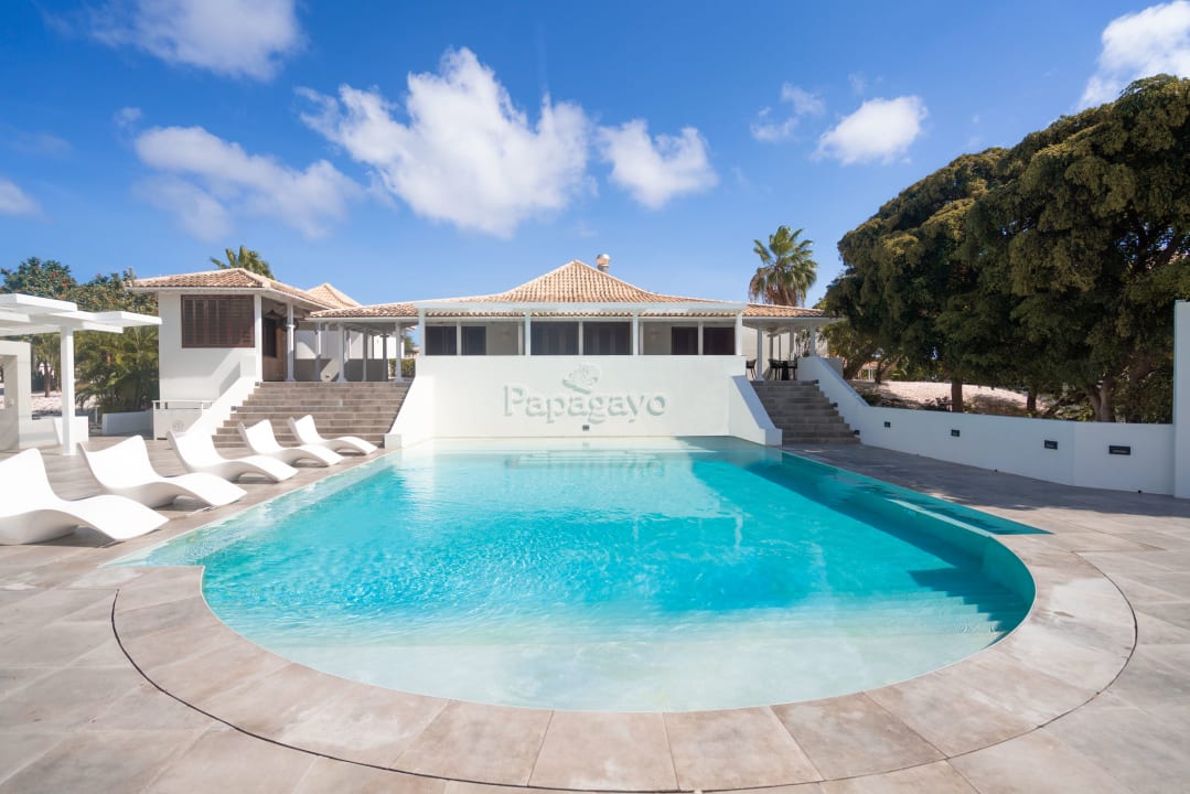 Pool Papagayo Beach Resort