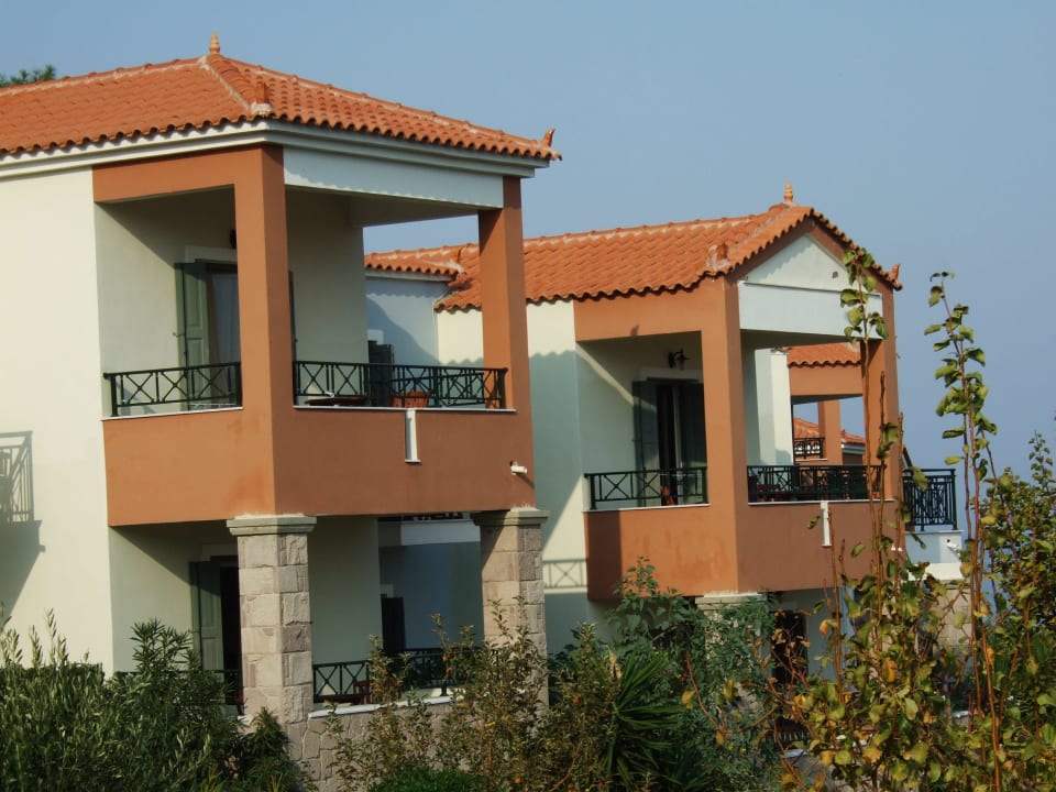 Neue Gebäude Hotel Alma Beach