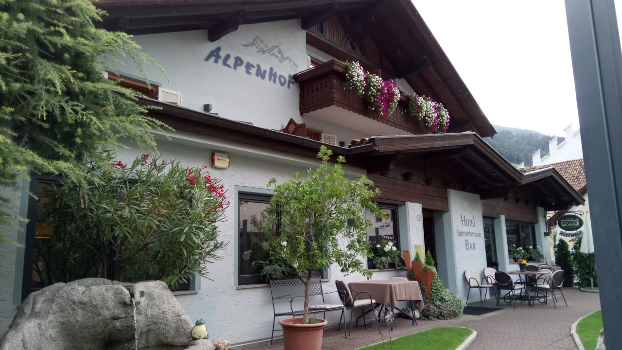 Außenansicht Alpenhof Lodge Passeiertal
