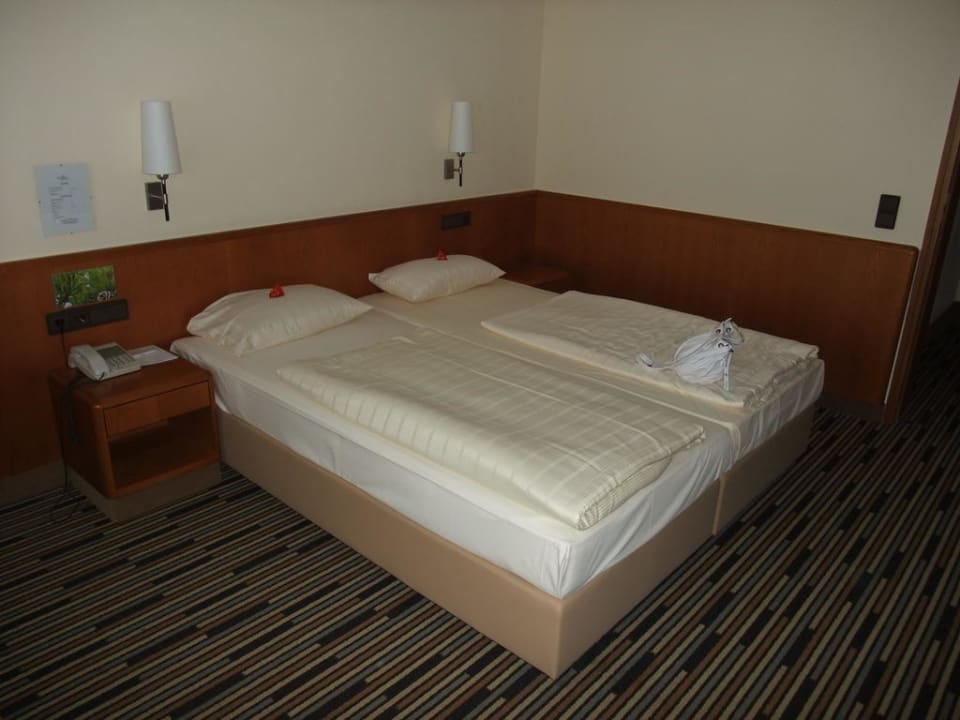 Das Bett Kurpark-Hotel Bad Dürkheim