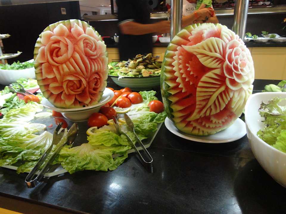 Melonen Schnitzerei Sealife Buket Resort & Beach