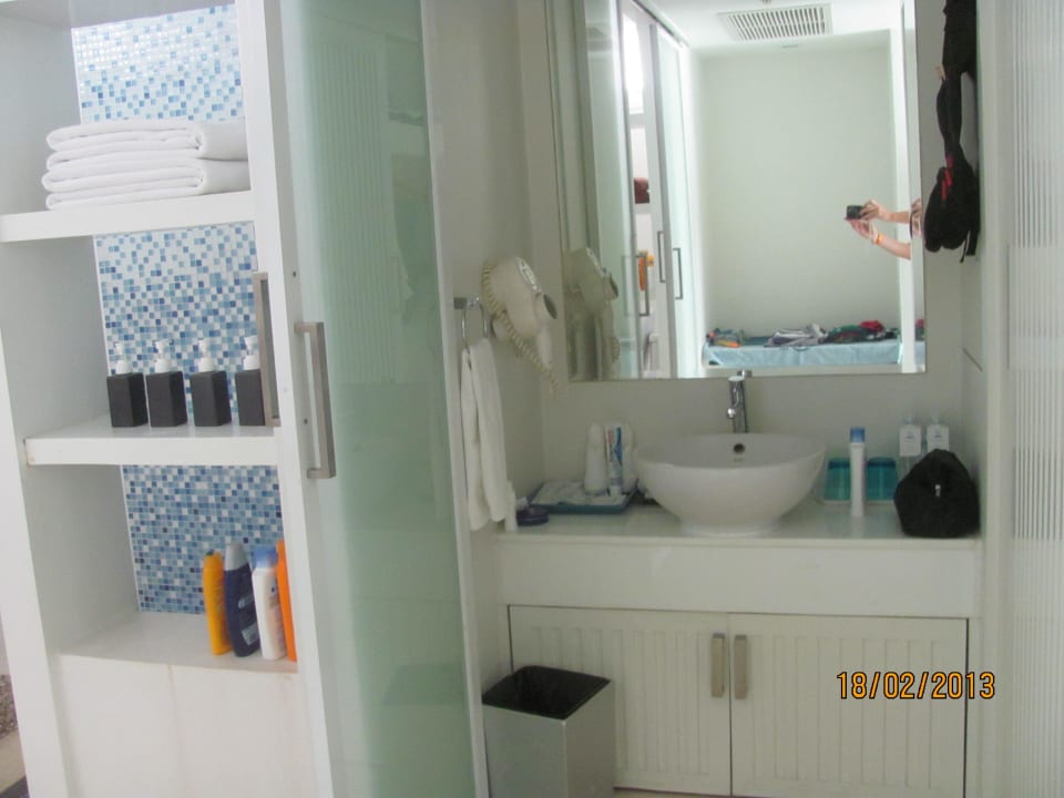 Bad/Waschecke im Gardenviewbungalow Samui Resotel Beach Resort