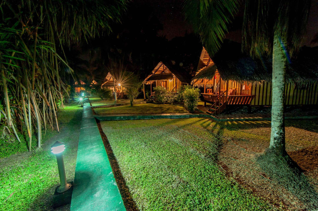 Bungalows Hotel Coco Loco Lodge