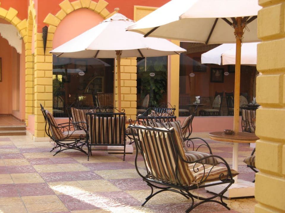 Wygodne krzesła Pickalbatros Alf Leila Wa Leila Resort - Neverland Hurghada