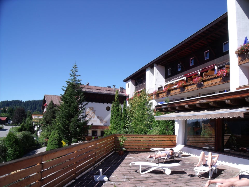 Sonnenterrasse Süd-West Berghotel Tirol