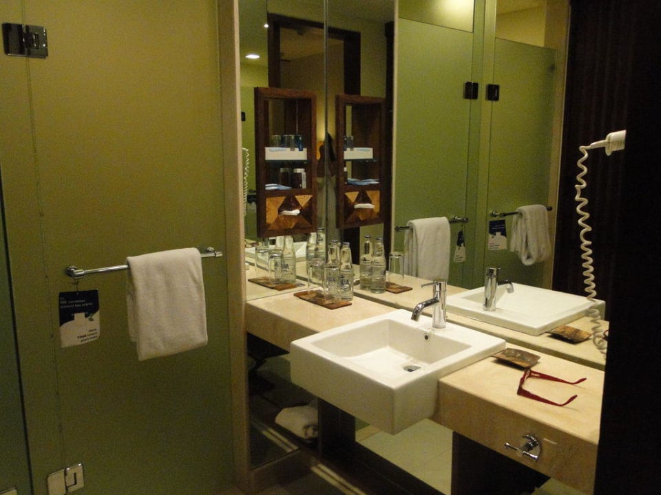 Bad Novotel Bali Benoa Hotel