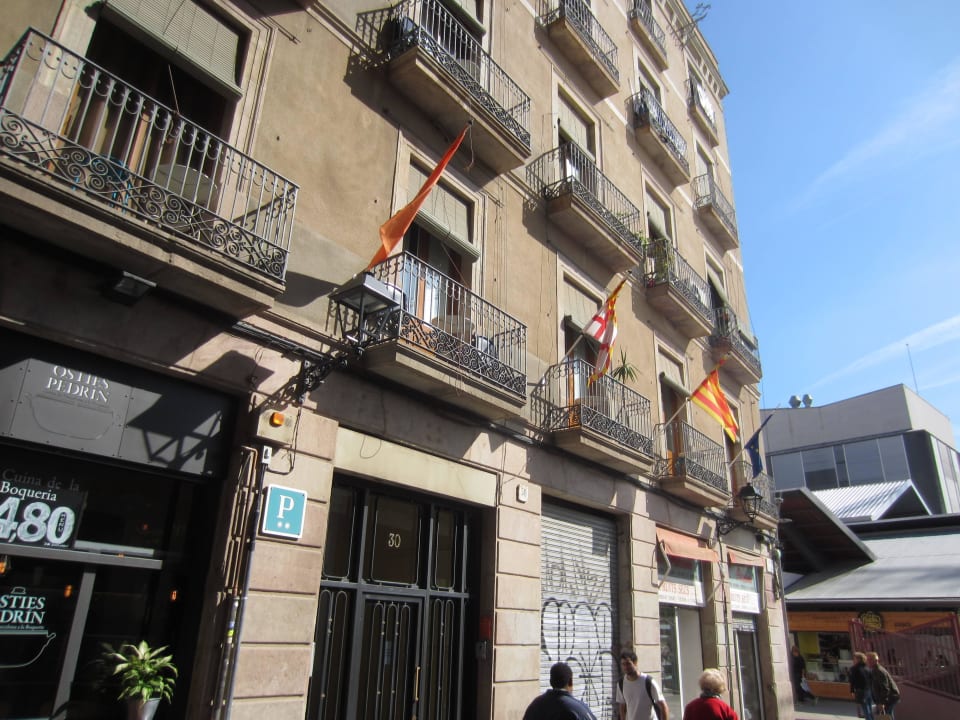 Außenansicht Hostal La Palmera Barcelona