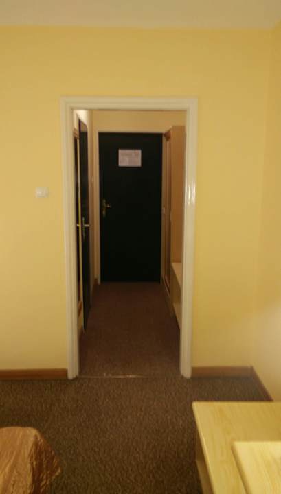 Zimmer Sangate Hotel Airport