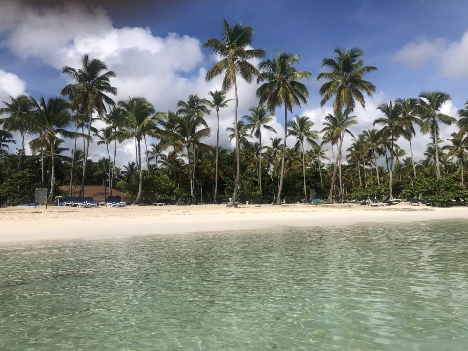 Strand Wyndham Alltra Samana
