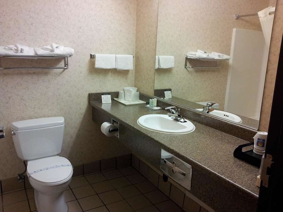 Badezimmer Junior Suite Comfort Inn And Suites Fortuna