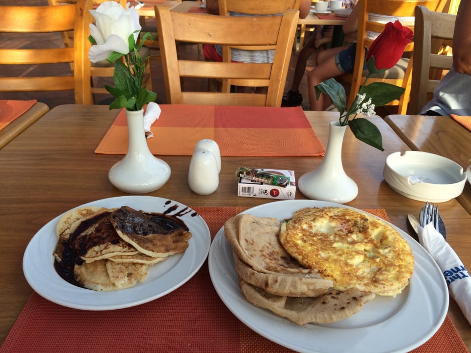 Gastro Three Corners Sea Beach Resort