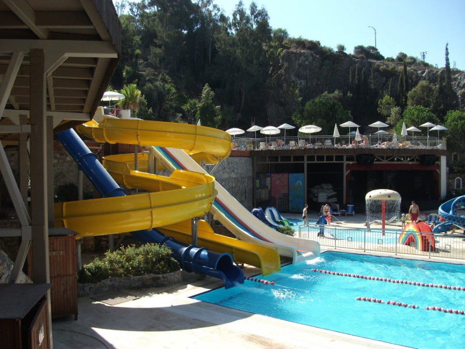 Wasserrutschen Ladonia Hotels Adakule
