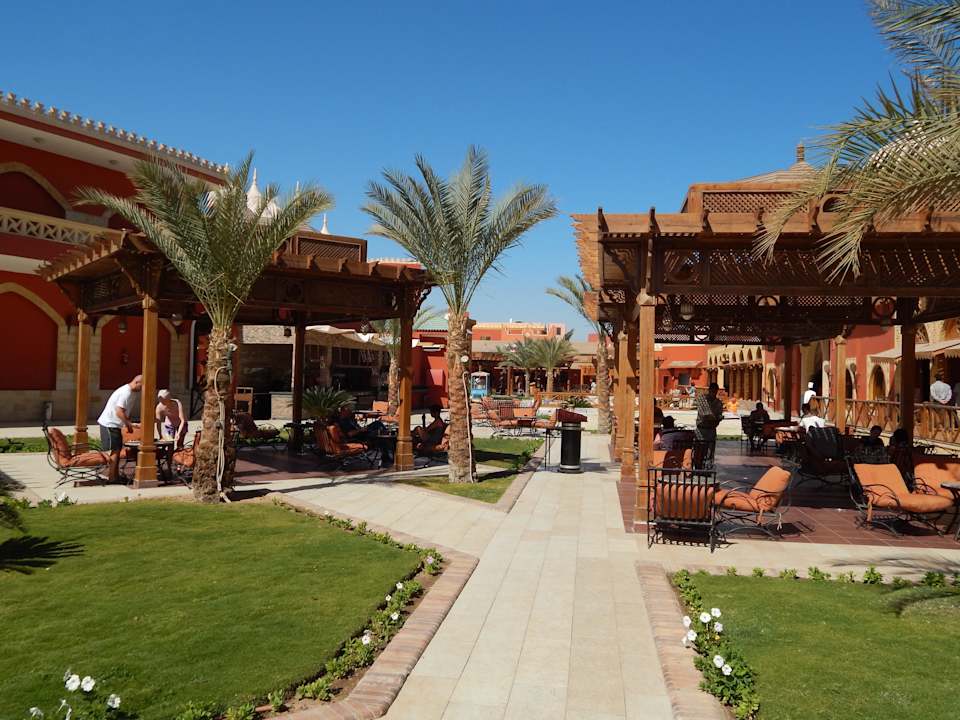 Einer unserer Lieblingsplätze, sehr gemütlich! Pickalbatros Alf Leila Wa Leila Resort - Neverland Hurghada