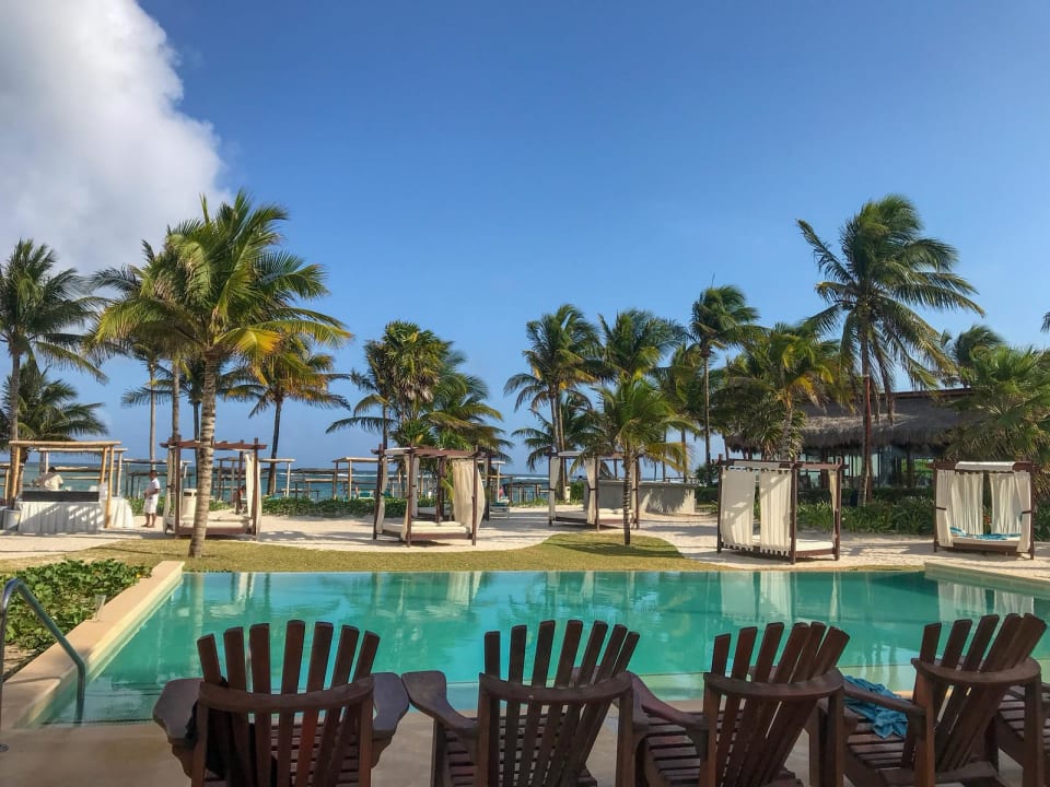 Pool Akumal Bay Beach & Wellness Resort