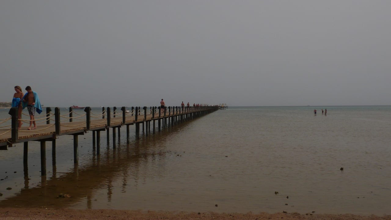 Steg zum Riff Stella Garden Resort & Spa, Makadi Bay