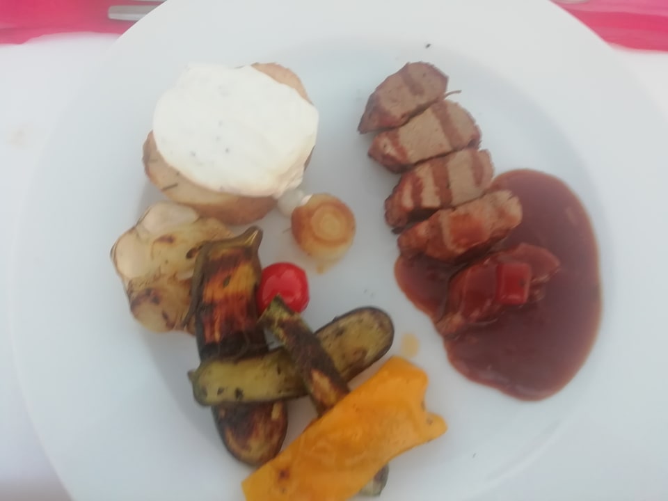 Gastro ROBINSON PAMFILYA