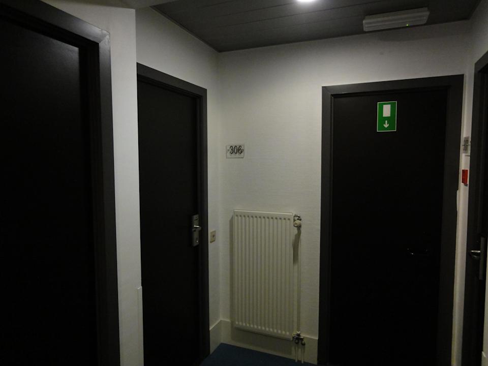 Gang zu Zimmer 306 Hotel Ecu