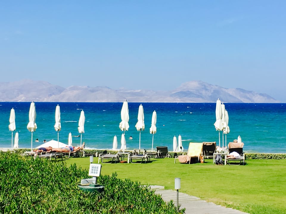 Strand Neptune Luxury Resort