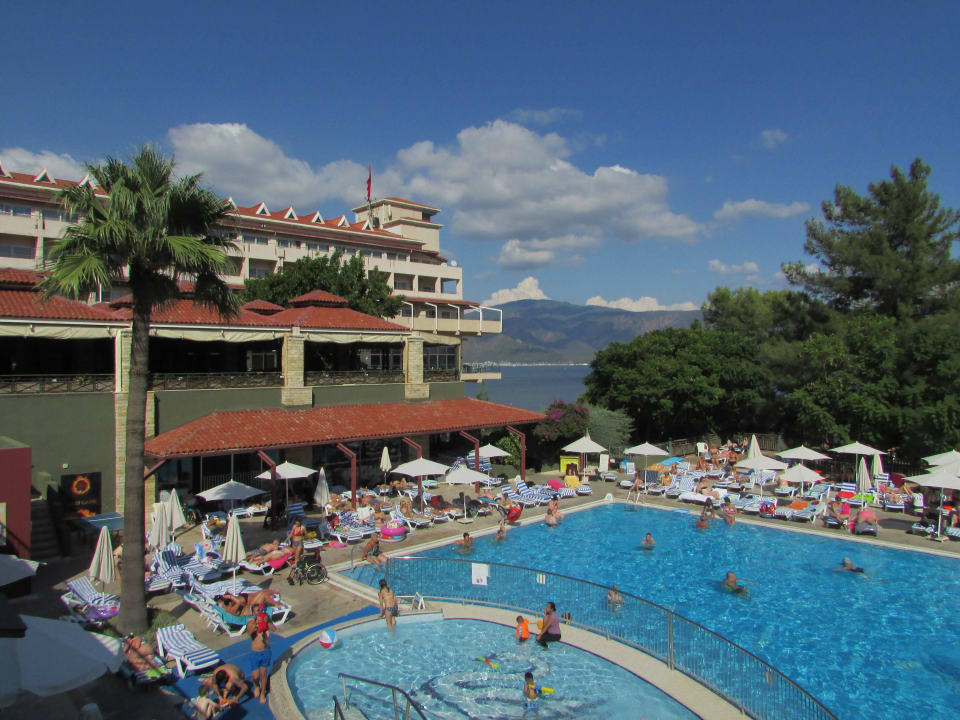 Pool auf 2 Etagen Labranda Mares Marmaris