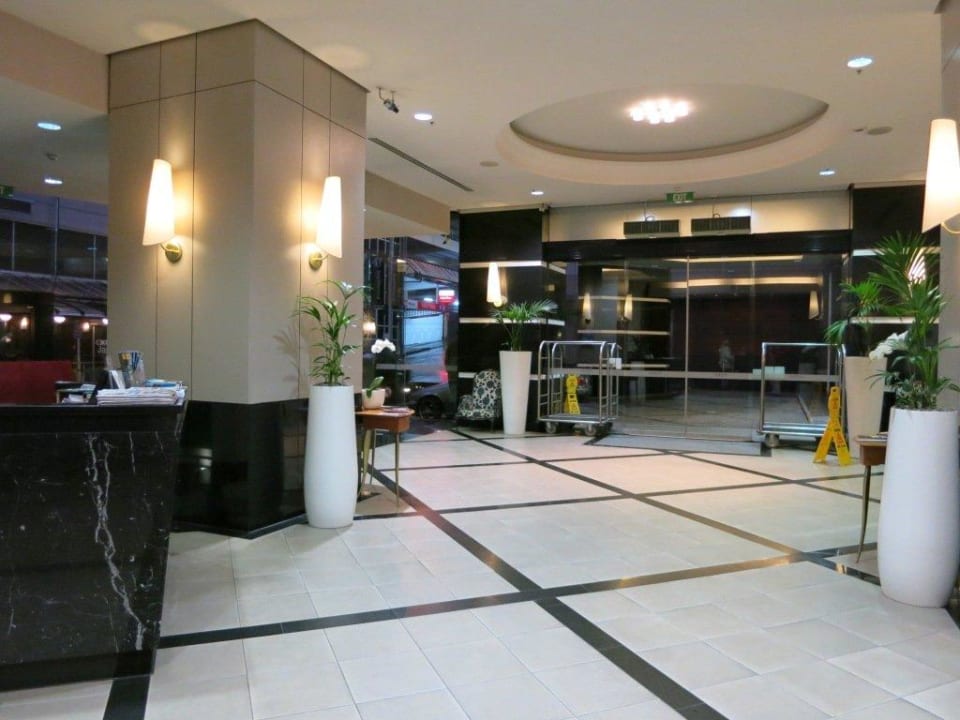 Hoteleingang Hotel CityLife Auckland